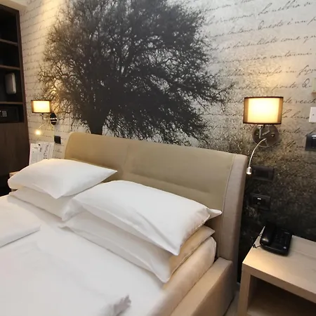 Rosa 3* Torbole Sul Garda