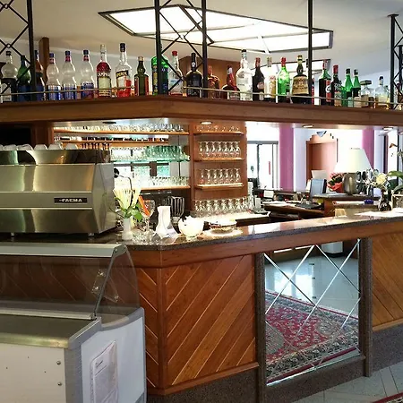 Rosa Hotel 3*